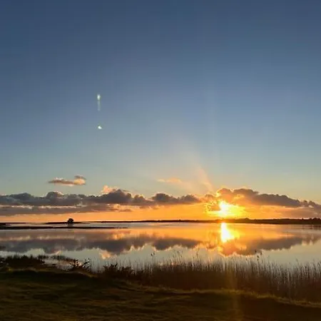 Sutton Coach House * Wexford