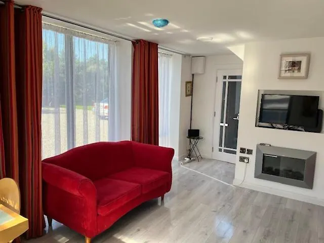 Casa de Férias Sutton Coach House *